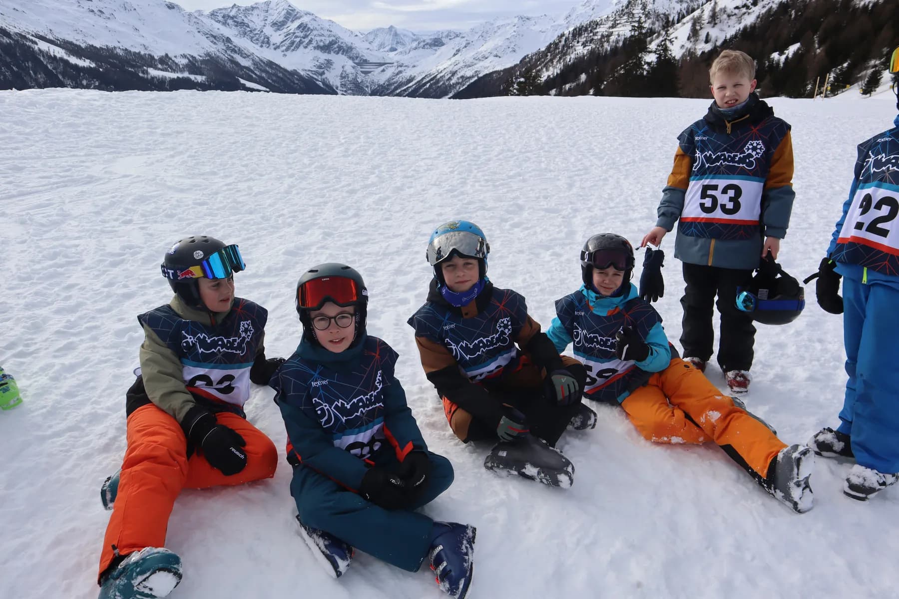 Les jeunes de l'OJ Vuadens au camp des Collons 2024